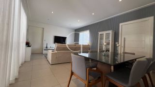 Casa térrea de esquina com piscina no Condomínio Fazenda Palmeiras Imperiais em Salto | 3 suítes | ao lado da área verde | aceita permuta