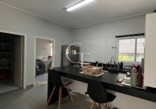 Casa térrea de esquina com piscina no Condomínio Fazenda Palmeiras Imperiais em Salto | 3 suítes | ao lado da área verde | aceita permuta