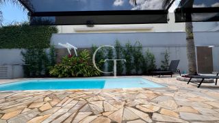 Casa térrea de esquina com piscina no Condomínio Fazenda Palmeiras Imperiais em Salto | 3 suítes | ao lado da área verde | aceita permuta