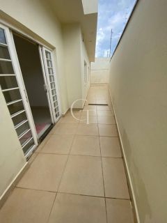 Casa para locação no Bairro Brasil 3 dormitórios sendo 1 suite