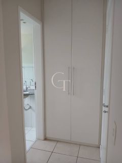 Apartamento com suíte no condômino Spazio Ilha di Fiori