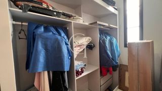 Casa Farm House térrea à venda no Condomínio UNA em Itu. Jardim com árvores frutíferas, 3 suítes e arquitetura com luz natural