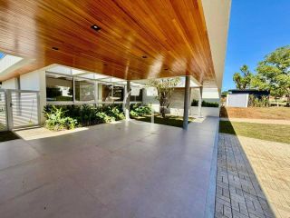 Casa de Alto Padrão à Venda no Condomínio Campos de Santo Antônio em Itu | Arquitetura Exclusiva com 4 Suítes, Piscina e Vista para a Serra