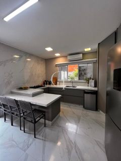 Casa com 3 Suítes à Venda no Condomínio UNA em Itu