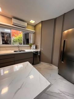 Casa com 3 Suítes à Venda no Condomínio UNA em Itu