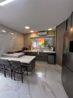 Casa com 3 Suítes à Venda no Condomínio UNA em Itu