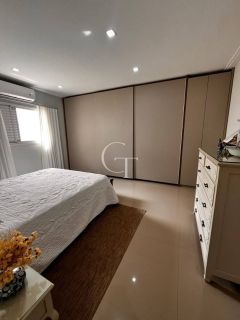 Casa com 3 Suítes à Venda no Condomínio UNA em Itu