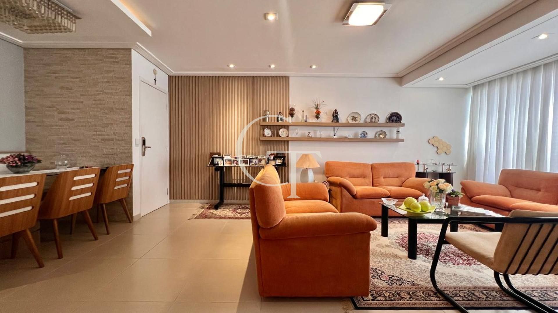 Apartamento amplo à venda em Itu com 3 dormitórios, suíte com closet e sala ampliada no Edifício Verona