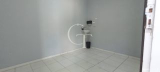 Casa comercial para locação no bairro Brasil