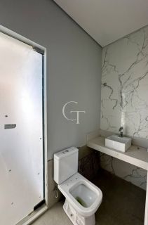 Casa de Condomínio Para Vender com  3 suítes  em Itu 