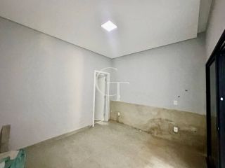 Casa de Condomínio Para Vender com  3 suítes  em Itu 