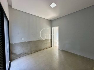 Casa de Condomínio Para Vender com  3 suítes  em Itu 