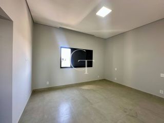 Casa de Condomínio Para Vender com  3 suítes  em Itu 