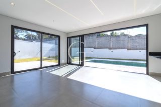 CASA ALTO PADRÃO CONDOMÍNIO UNA ITU | TERRENO DIFERENCIADO 555M² | 4 SUÍTES | PISCINA COM SPA | NOVA 2025
