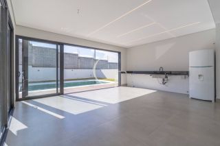 CASA ALTO PADRÃO CONDOMÍNIO UNA ITU | TERRENO DIFERENCIADO 555M² | 4 SUÍTES | PISCINA COM SPA | NOVA 2025