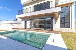 CASA ALTO PADRÃO CONDOMÍNIO UNA ITU | TERRENO DIFERENCIADO 555M² | 4 SUÍTES | PISCINA COM SPA | NOVA 2025