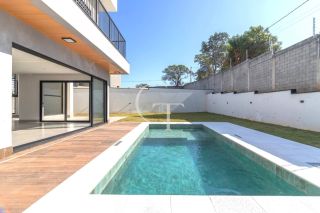 CASA ALTO PADRÃO CONDOMÍNIO UNA ITU | TERRENO DIFERENCIADO 555M² | 4 SUÍTES | PISCINA COM SPA | NOVA 2025