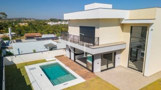 CASA ALTO PADRÃO CONDOMÍNIO UNA ITU | TERRENO DIFERENCIADO 555M² | 4 SUÍTES | PISCINA COM SPA | NOVA 2025