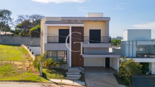 CASA ALTO PADRÃO CONDOMÍNIO UNA ITU | TERRENO DIFERENCIADO 555M² | 4 SUÍTES | PISCINA COM SPA | NOVA 2025