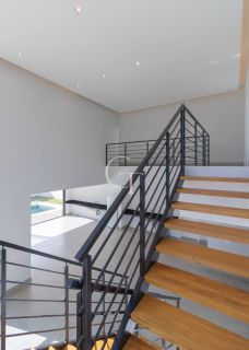 CASA ALTO PADRÃO CONDOMÍNIO UNA ITU | TERRENO DIFERENCIADO 555M² | 4 SUÍTES | PISCINA COM SPA | NOVA 2025