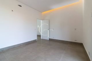CASA ALTO PADRÃO CONDOMÍNIO UNA ITU | TERRENO DIFERENCIADO 555M² | 4 SUÍTES | PISCINA COM SPA | NOVA 2025