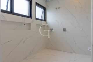 CASA ALTO PADRÃO CONDOMÍNIO UNA ITU | TERRENO DIFERENCIADO 555M² | 4 SUÍTES | PISCINA COM SPA | NOVA 2025