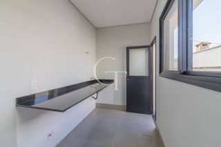 CASA ALTO PADRÃO CONDOMÍNIO UNA ITU | TERRENO DIFERENCIADO 555M² | 4 SUÍTES | PISCINA COM SPA | NOVA 2025
