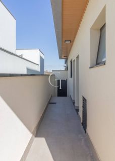 CASA ALTO PADRÃO CONDOMÍNIO UNA ITU | TERRENO DIFERENCIADO 555M² | 4 SUÍTES | PISCINA COM SPA | NOVA 2025