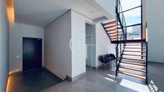 CASA ALTO PADRÃO CONDOMÍNIO UNA ITU | TERRENO DIFERENCIADO 555M² | 4 SUÍTES | PISCINA COM SPA | NOVA 2025