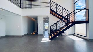 CASA ALTO PADRÃO CONDOMÍNIO UNA ITU | TERRENO DIFERENCIADO 555M² | 4 SUÍTES | PISCINA COM SPA | NOVA 2025