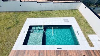 CASA ALTO PADRÃO CONDOMÍNIO UNA ITU | TERRENO DIFERENCIADO 555M² | 4 SUÍTES | PISCINA COM SPA | NOVA 2025