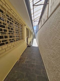 Casa a VENDA - 03 Dormitórios sendo 01 Suíte - Salto/SP.