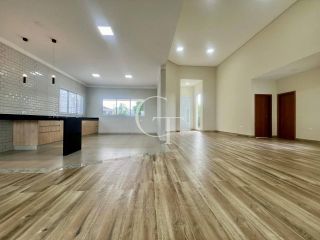 Casa para locação Condomínio Palmeiras Imperiais Salto 3 suítes piscina terreno 1000m alto padrão