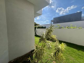 Casa para locação Condomínio Palmeiras Imperiais Salto 3 suítes piscina terreno 1000m alto padrão