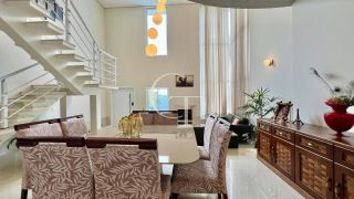 Casa à venda no Palmeiras Imperiais em Salto | 4 suítes, suíte térrea, lareira, gourmet completo e alto padrão