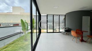 Casa à venda no Palmeiras Imperiais em Salto | 4 suítes, suíte térrea, lareira, gourmet completo e alto padrão