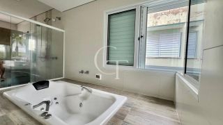 Casa à venda no Palmeiras Imperiais em Salto | 4 suítes, suíte térrea, lareira, gourmet completo e alto padrão