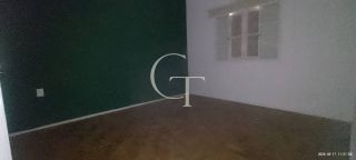 Casa Ampla - Locação Residencial ou Comercial - Bairro Brasil