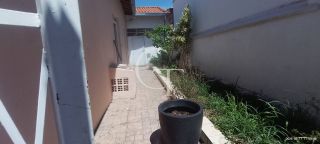 Casa Ampla - Locação Residencial ou Comercial - Bairro Brasil