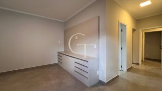 CASA DE ESQUINA REFORMADA COM PISCINA E ÁREA GOURMET NO ALTOS DAS PALMEIRAS – BAIRRO NOBRE EM ITU