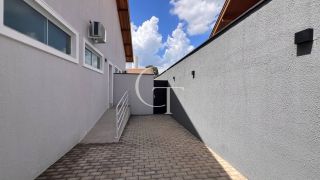 CASA DE ESQUINA REFORMADA COM PISCINA E ÁREA GOURMET NO ALTOS DAS PALMEIRAS – BAIRRO NOBRE EM ITU