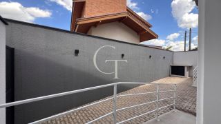 CASA DE ESQUINA REFORMADA COM PISCINA E ÁREA GOURMET NO ALTOS DAS PALMEIRAS – BAIRRO NOBRE EM ITU