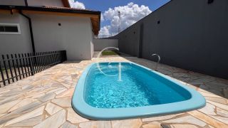 CASA DE ESQUINA REFORMADA COM PISCINA E ÁREA GOURMET NO ALTOS DAS PALMEIRAS – BAIRRO NOBRE EM ITU