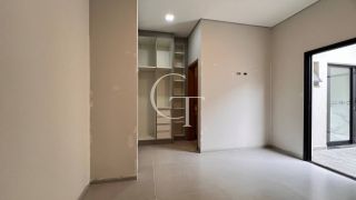 Casa Nova à Venda em Salto no Condomínio Village Moutonnée com 3 Quartos, Suíte, Closet e Espaço Gourmet Integrado