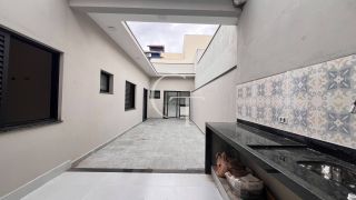 Casa Nova à Venda em Salto no Condomínio Village Moutonnée com 3 Quartos, Suíte, Closet e Espaço Gourmet Integrado