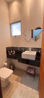 Casa térrea com piscina à venda no Condomínio Costa das Areias em Salto – 3 dormitórios, 2 suítes, pé direito duplo, área gourmet integrada