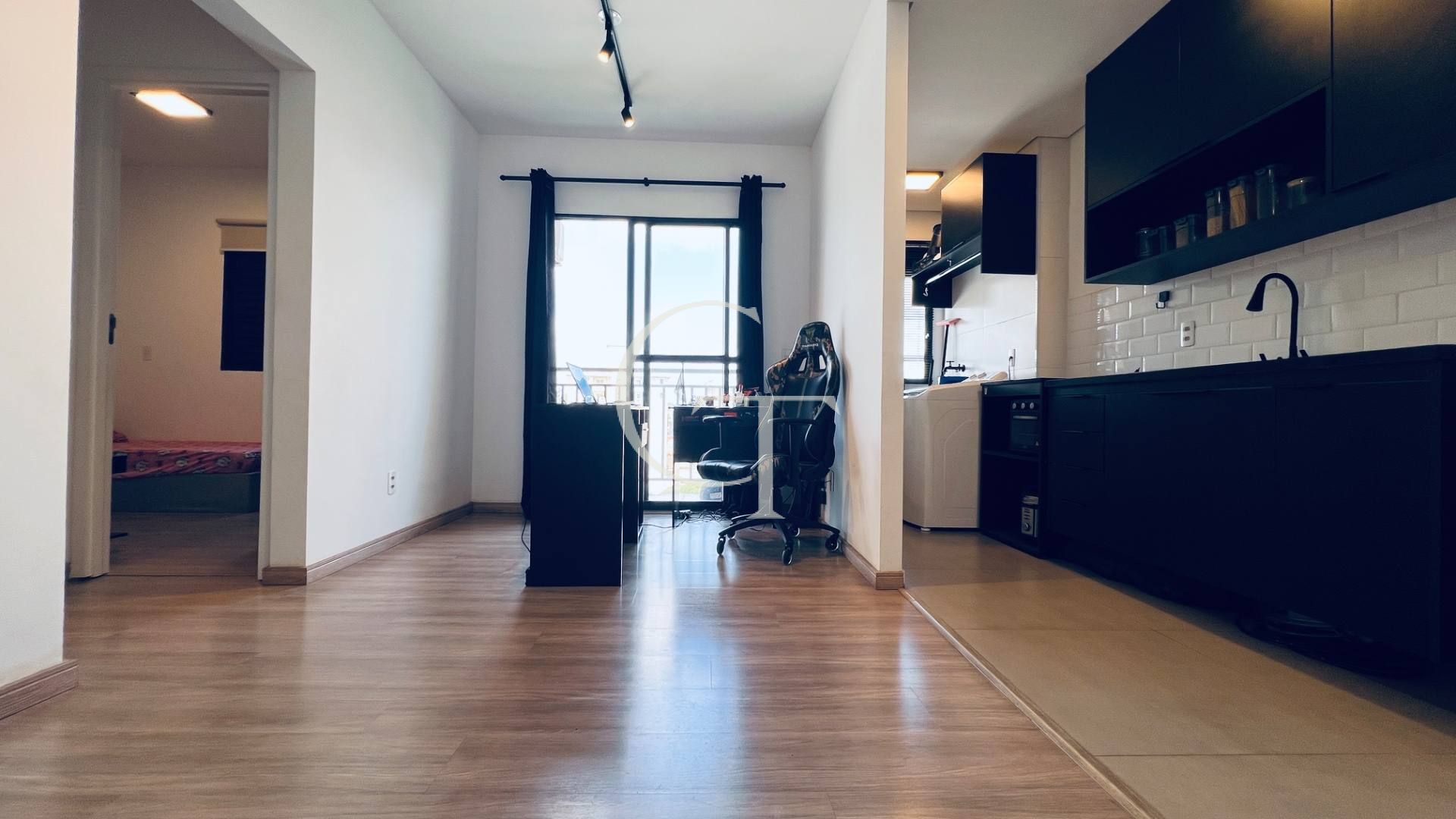 Apartamento à venda em Itu Novo Centro | Condomínio Spontaneo | 53m² | 2 dormitórios com suíte | varanda vista livre | planejados