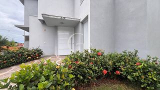 CASA DE ESQUINA COM PISCINA À VENDA NO VILLAGE MOUTONNÉE EM SALTO | 3 SUÍTES | CLOSET | HIDROMASSAGEM | ESPAÇO GOURMET