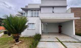 CASA DE ESQUINA COM PISCINA À VENDA NO VILLAGE MOUTONNÉE EM SALTO | 3 SUÍTES | CLOSET | HIDROMASSAGEM | ESPAÇO GOURMET