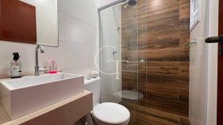 CASA DE ESQUINA COM PISCINA À VENDA NO VILLAGE MOUTONNÉE EM SALTO | 3 SUÍTES | CLOSET | HIDROMASSAGEM | ESPAÇO GOURMET